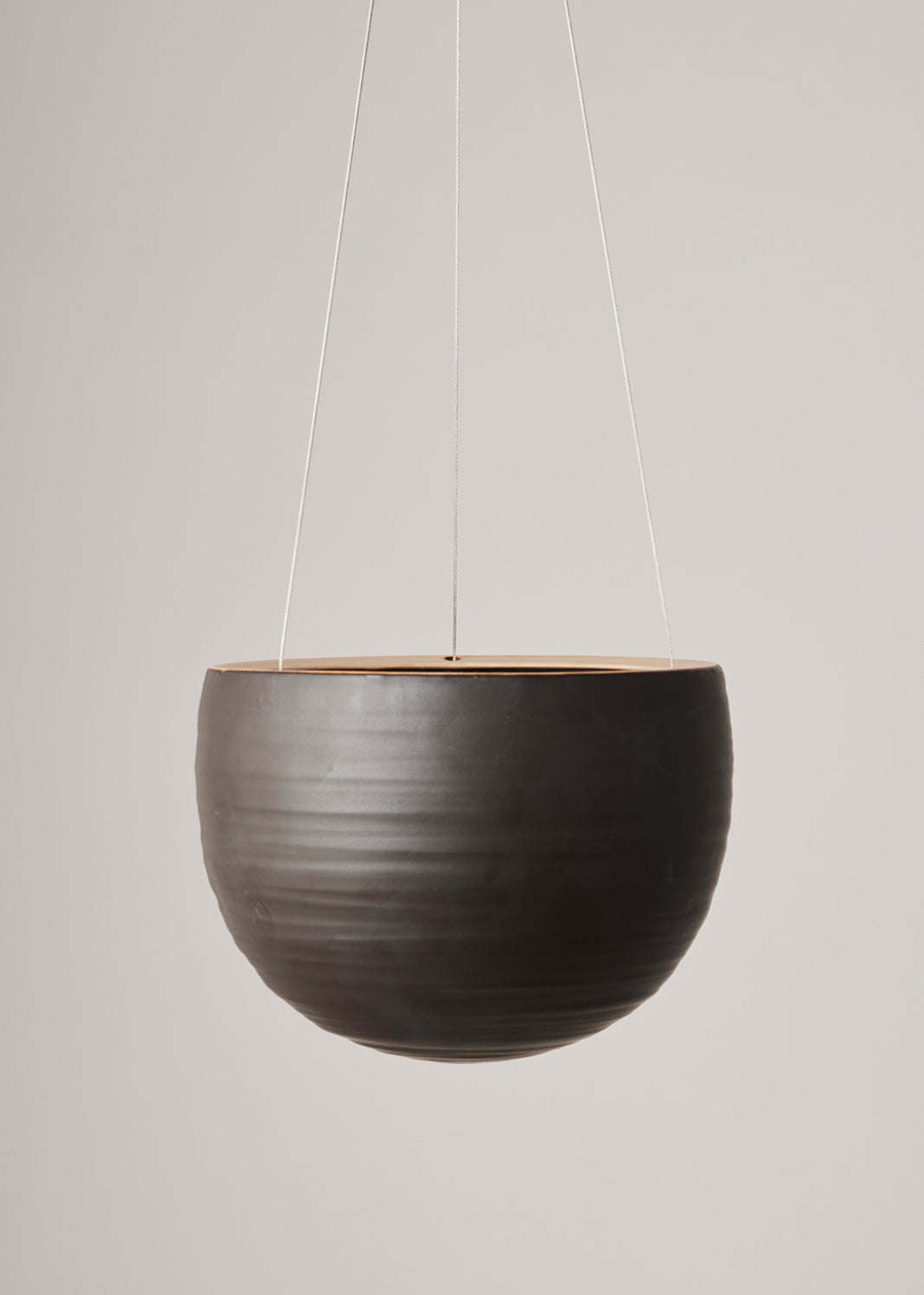 Spherical Hanging Planter - Smooth Matte Black