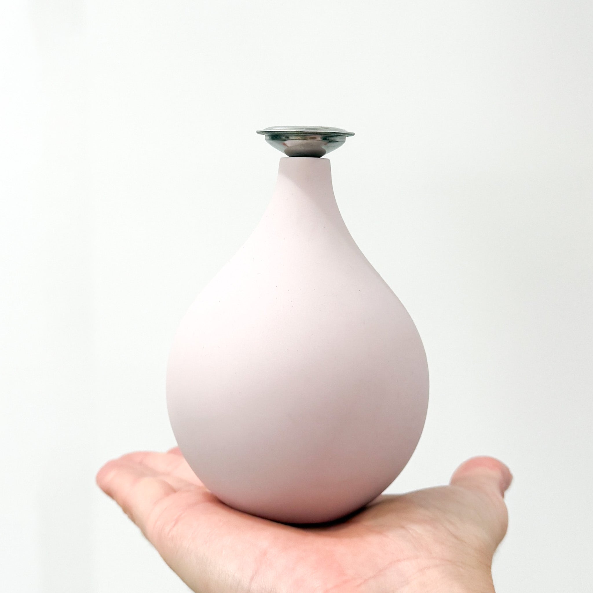 Watering Bulb – Urban Greenhouse